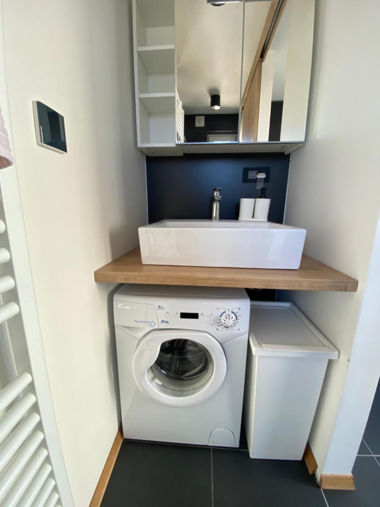 Rok's Mini Penthouse Apartment